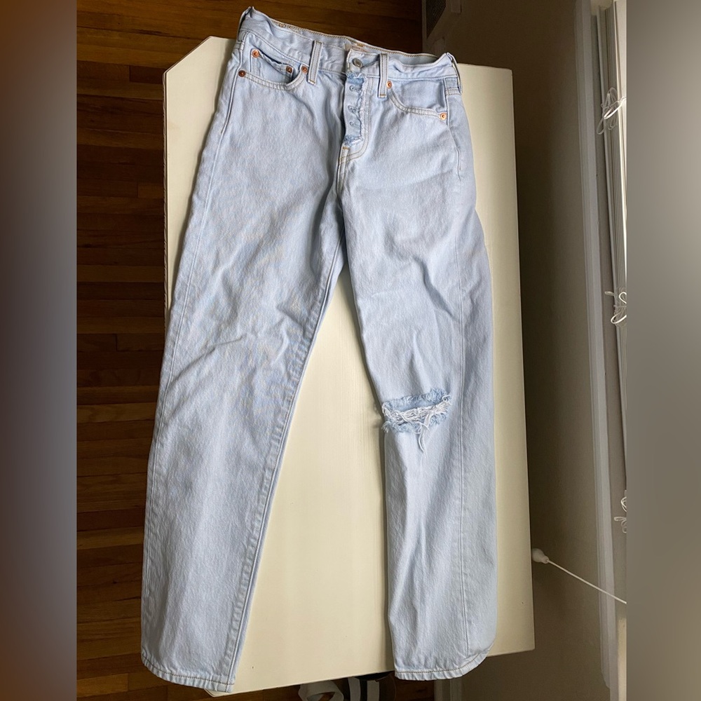 Levi’s Light Wash Wedgie Straight Jeans